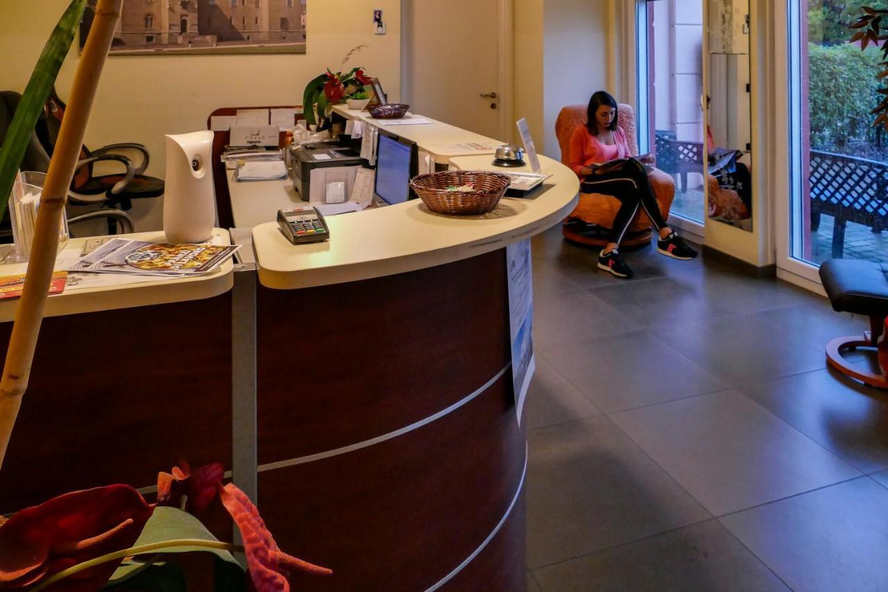 Hotel Motel Giglio 비아다나 외부 사진